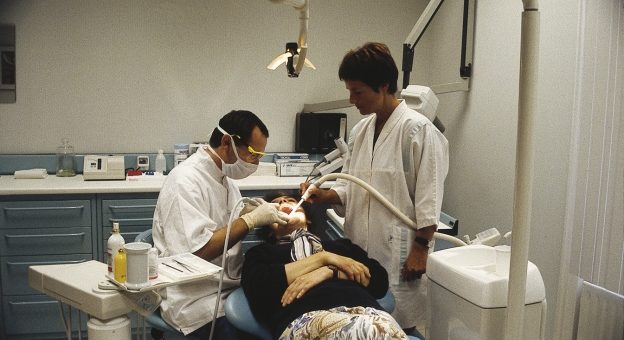 Comment devenir Assistant / Assistante Dentaire ?